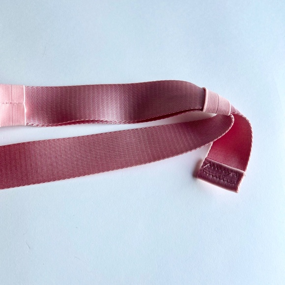 Lululemon Pink Nylon belt bag - Picture 12 of 15